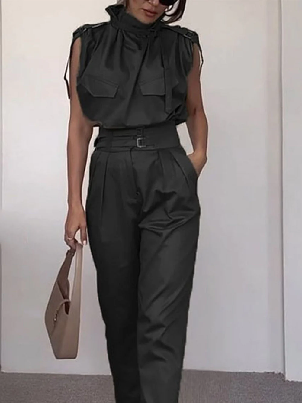 Side Pocket Belt Long Pant Set In Sage - Image 5