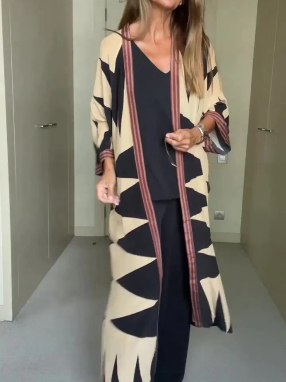 Bohemian Style Geometric Printing Cardian Kimono - Image 5