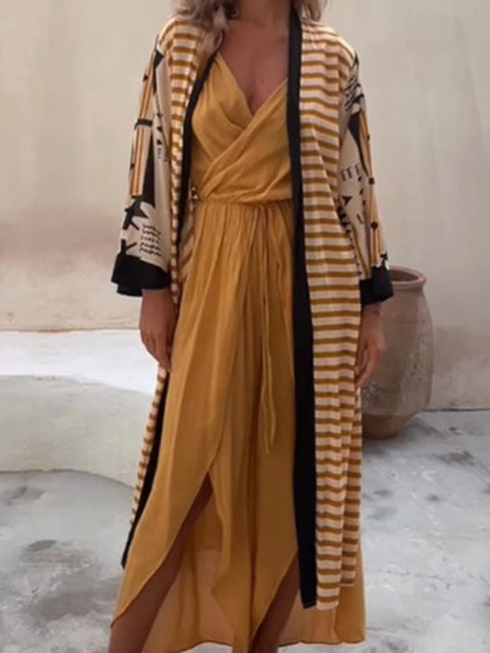 Retro Geometric Ethnic Print Open Front Slit Duster Kimono - Image 4